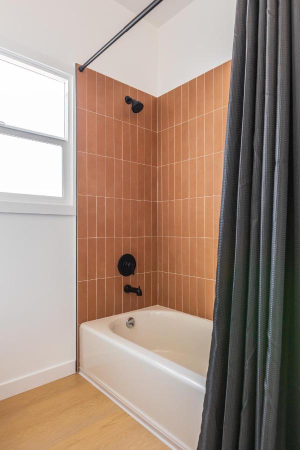 Cozy Sunny Brand-New Apt 1 Block From The Beach Long Beach Extérieur photo